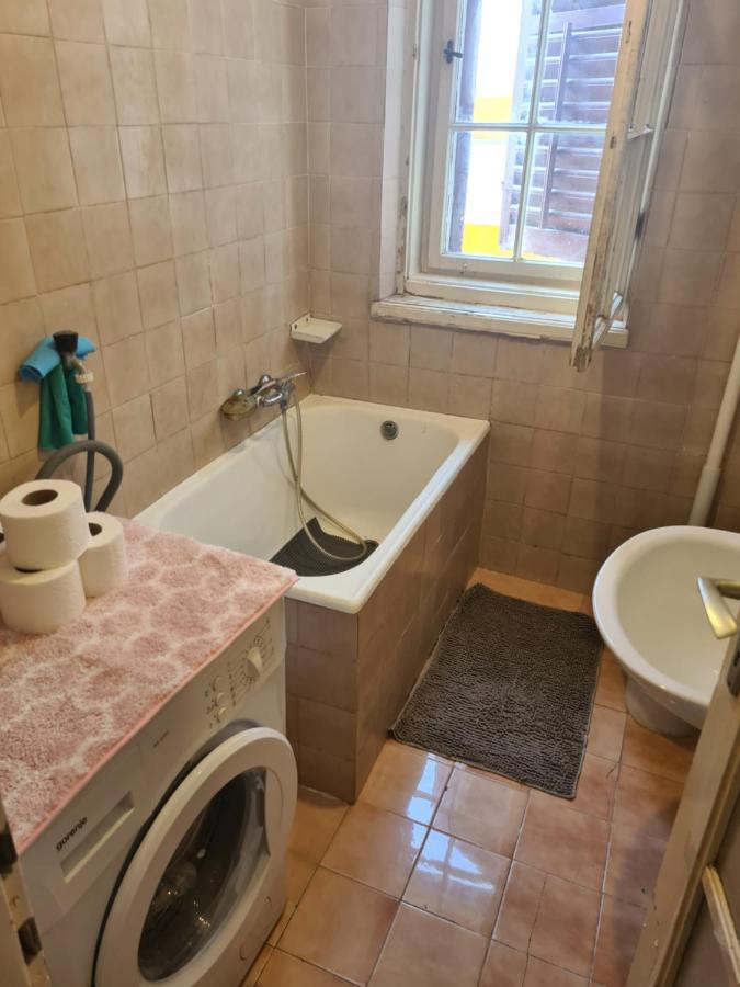 Rooms Jenifer Split Luaran gambar